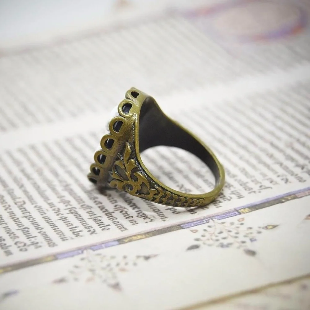 Vintage Cat Signet Ring